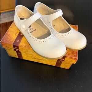 Footmate Emma 3100 Mary Jane White Leather Shoes NEW size 1.5Y M/W